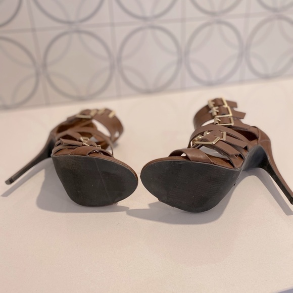 Missimo Ankle Strappy Heel 7.5 - Picture 4 of 5